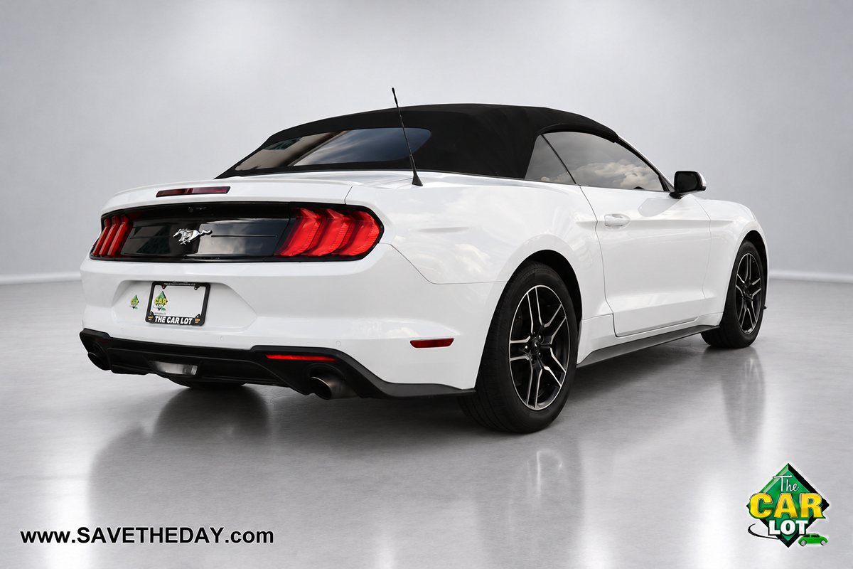 Used 2023 Ford Mustang Premium RWD image 8
