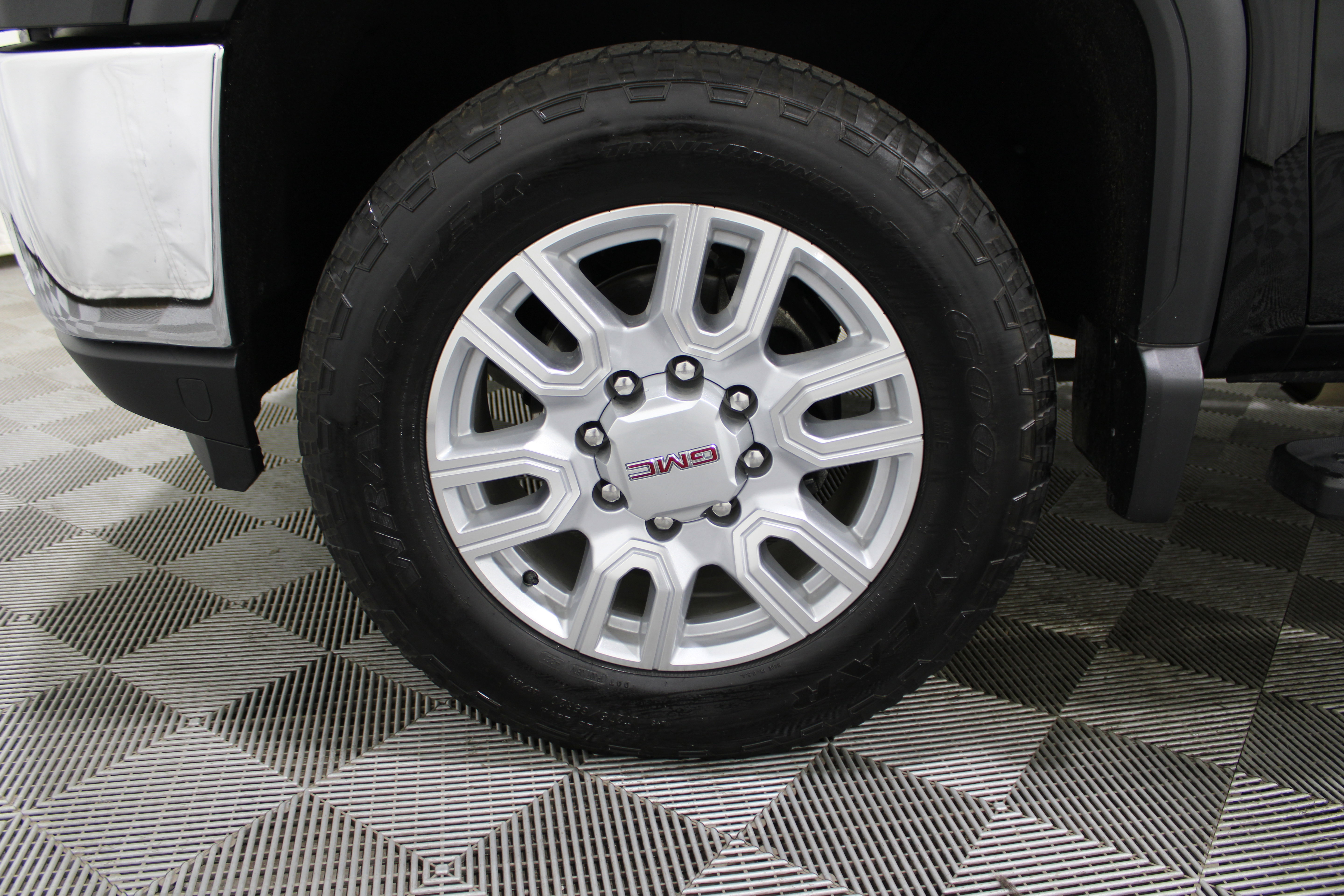 Used 2022 GMC Sierra 2500 SLT w/ SLT Premium Package image 41