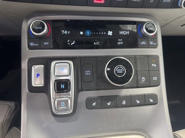 Used 2023 Hyundai Palisade Calligraphy image 15