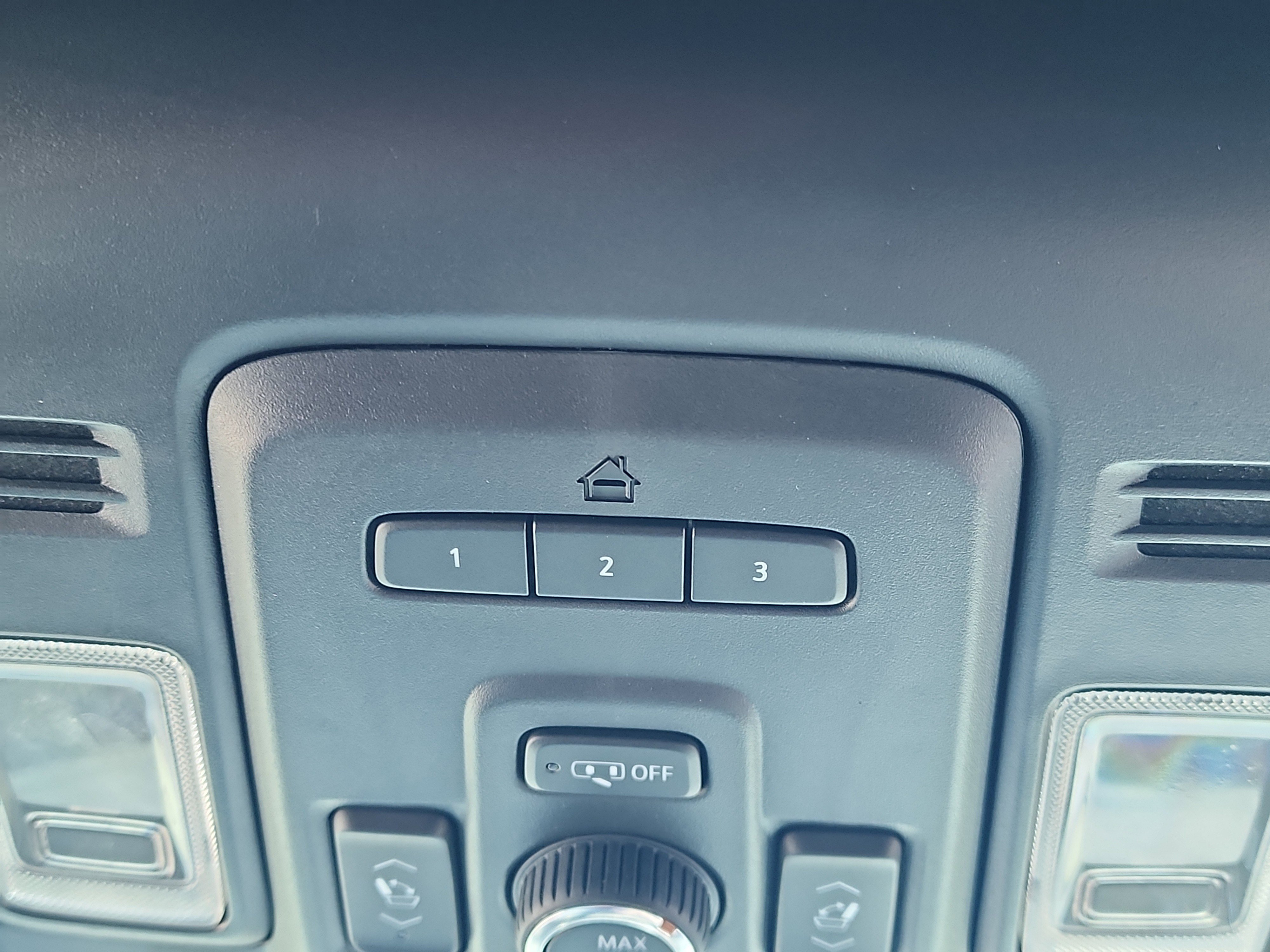 Used 2021 Chevrolet Tahoe High Country image 28