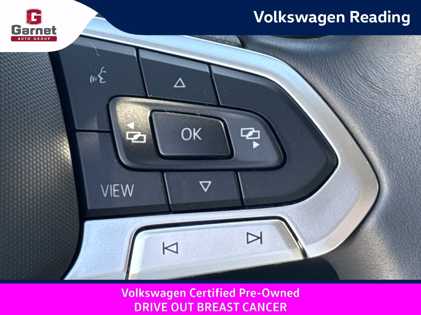 Certified 2025 Volkswagen Jetta SE FWD image 33