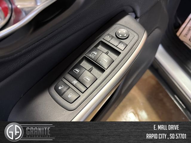 Used 2021 Jeep Cherokee Latitude Lux 80th Anniv w/ Quick Order Package 2YU 80th image 31