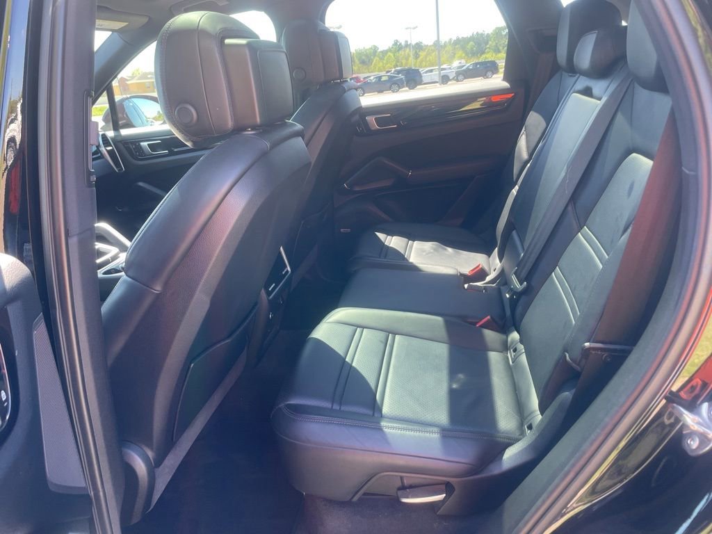 Used 2019 Porsche Cayenne image 13
