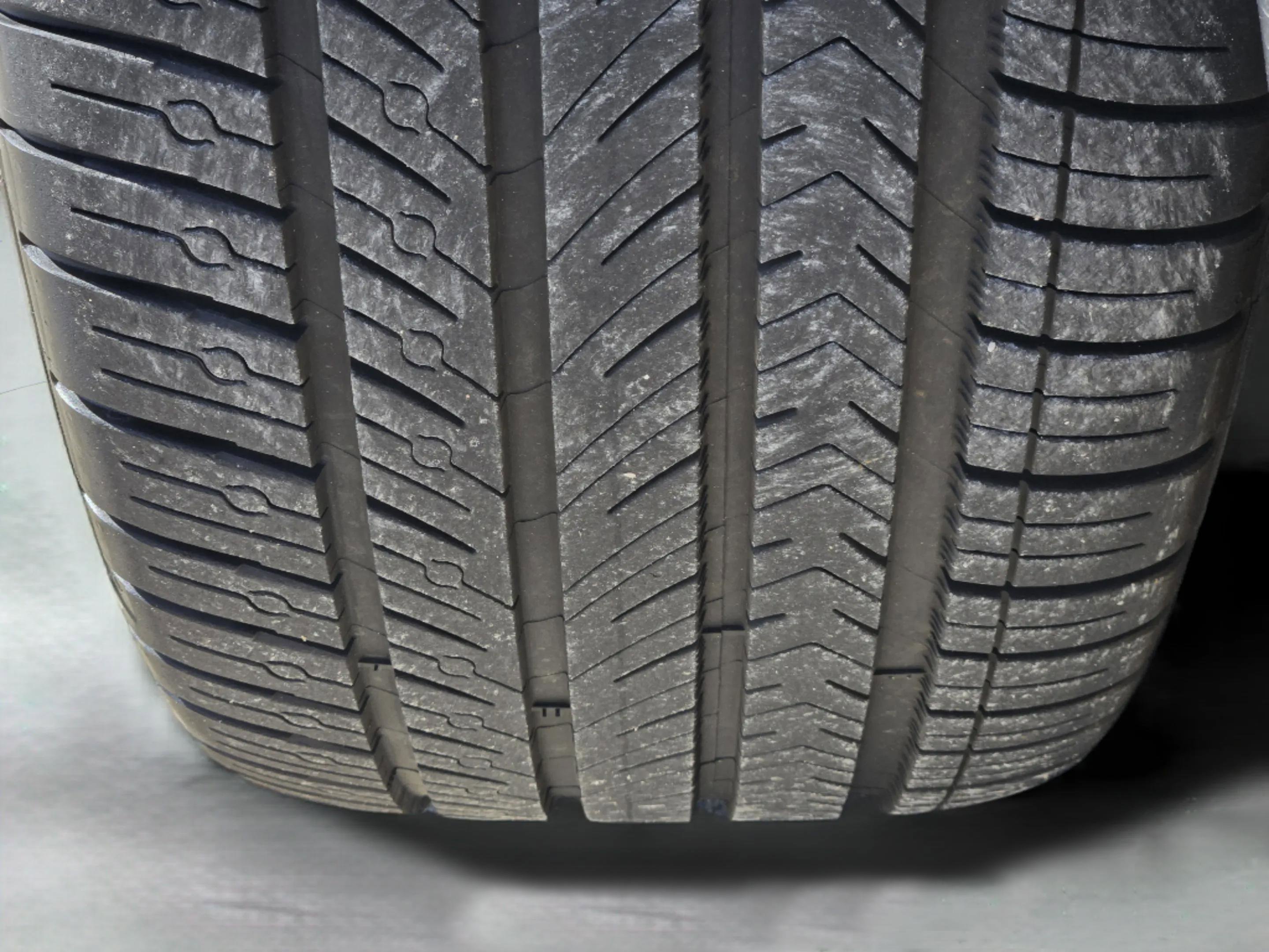 Used 2015 Audi A8 L 4.0T w/ Premium Package image 20