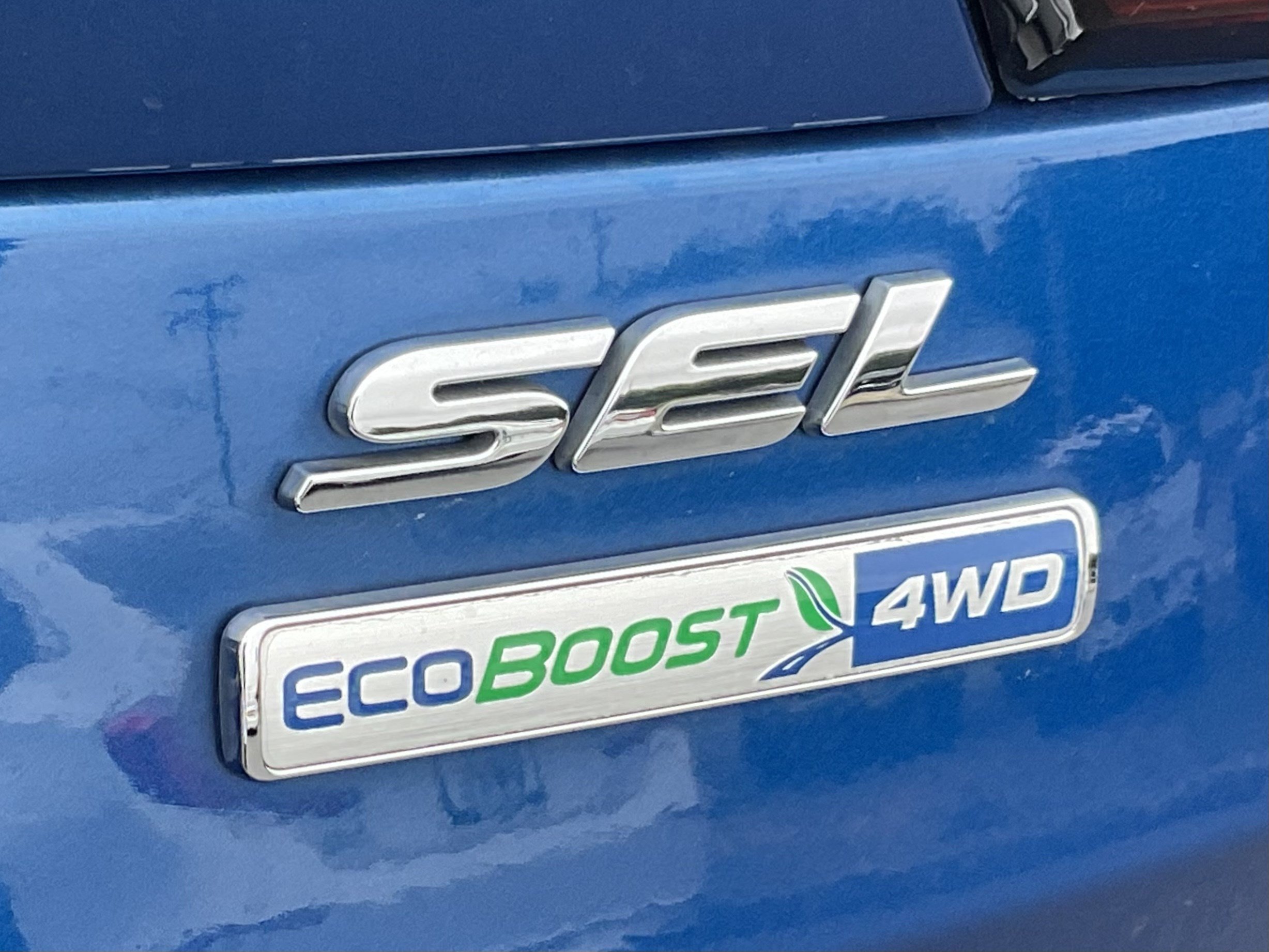 Used 2019 Ford Escape SEL AWD/4WD image 8