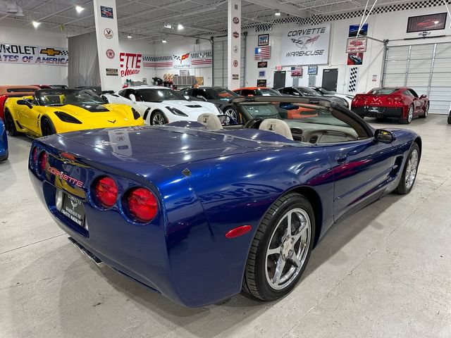 Used 2004 Chevrolet Corvette Convertible w/ Preferred Equipment Group RWD image 22
