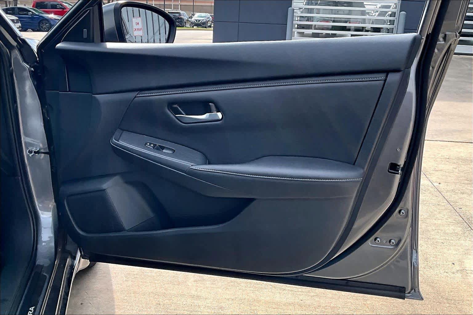 Certified 2025 Nissan Sentra SV w/ Trunk Package image 21