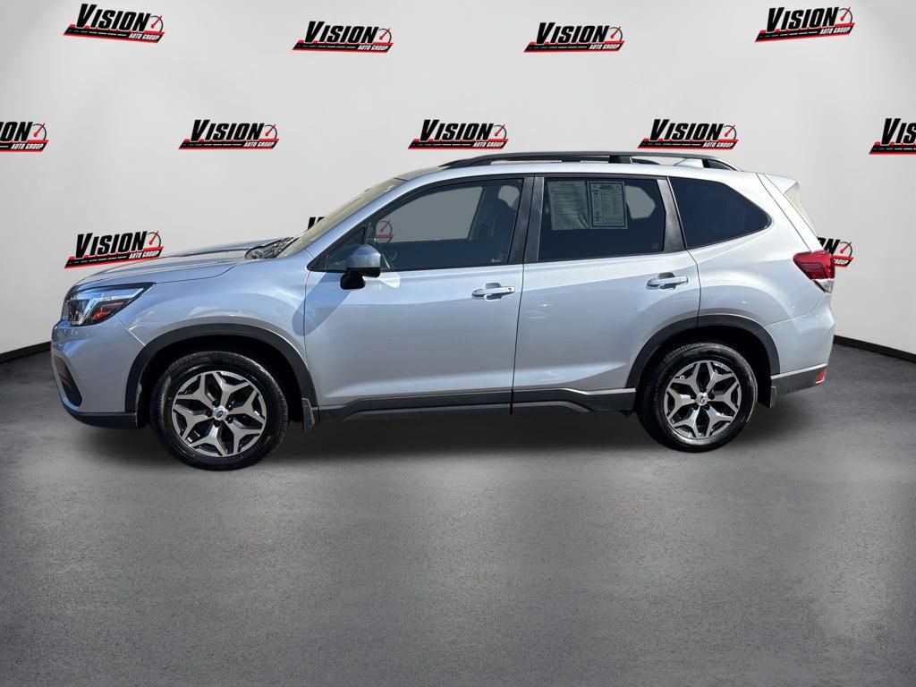 Used 2019 Subaru Forester Premium AWD/4WD image 8