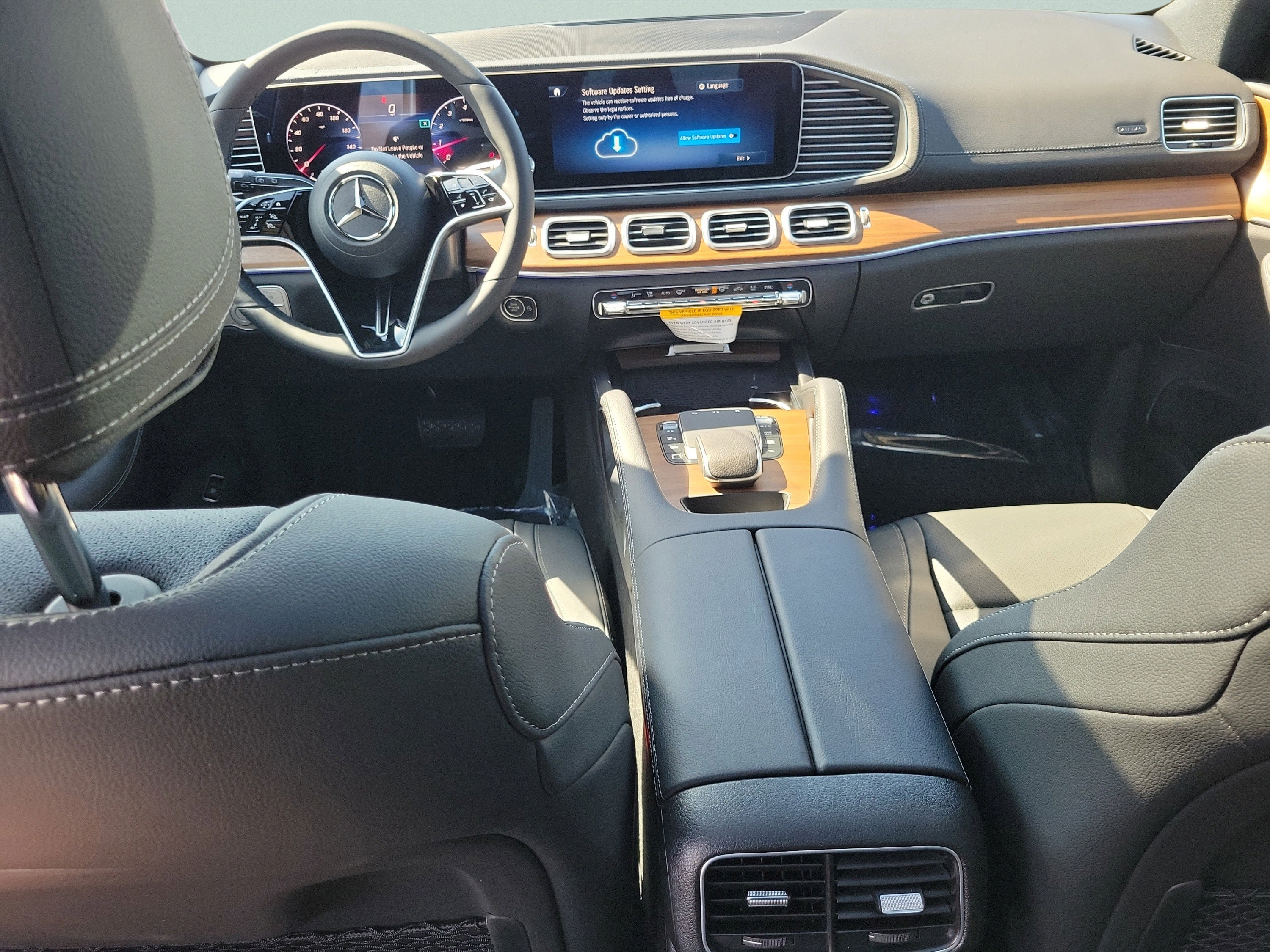 Certified 2026 Mercedes-Benz GLE 350 4MATIC image 9