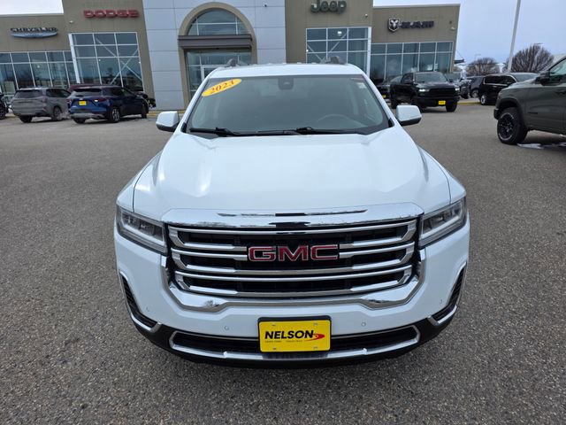 Used 2023 GMC Acadia SLE w/ Driver Convenience Package image 4