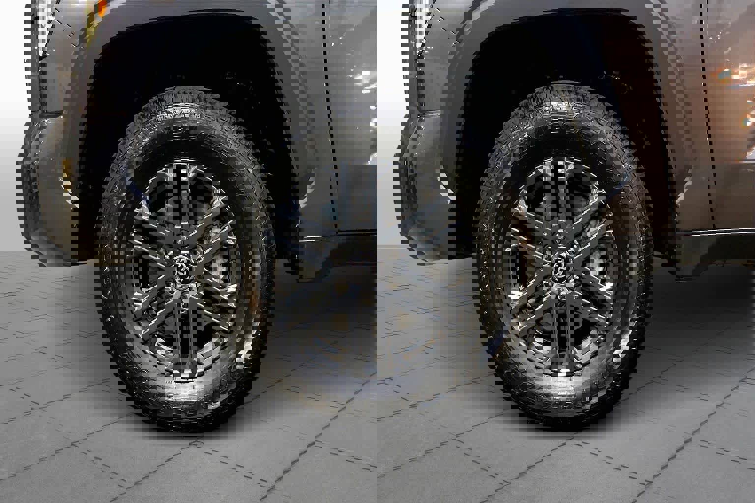 Used 2025 Toyota Tundra SR5 w/ SR5 Convenience Package image 11