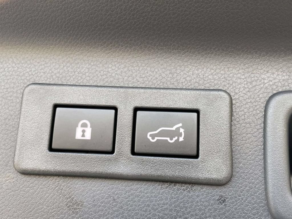 Used 2026 Subaru Forester Touring AWD/4WD image 11