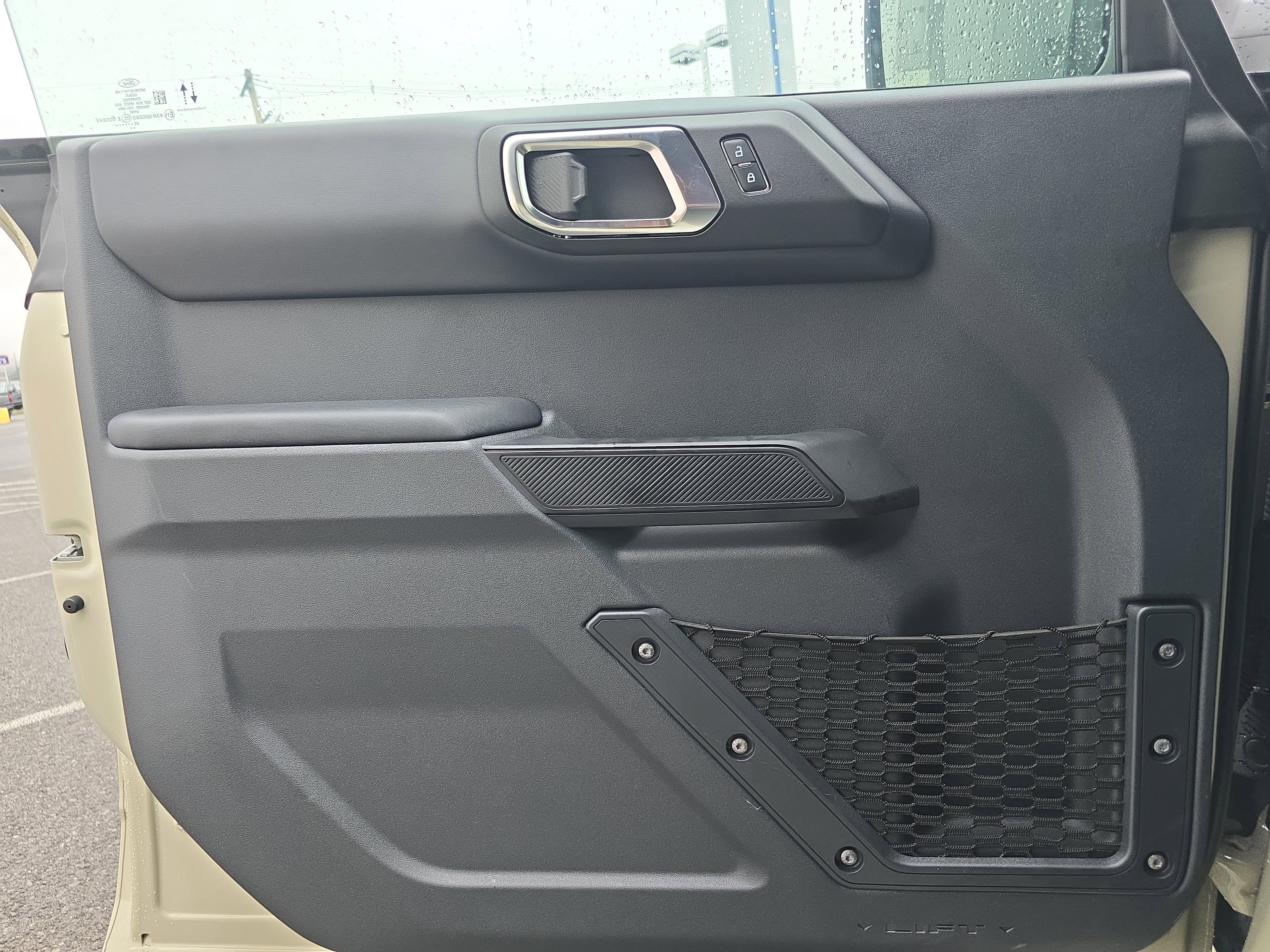 New 2025 Ford Bronco Outer Banks image 18