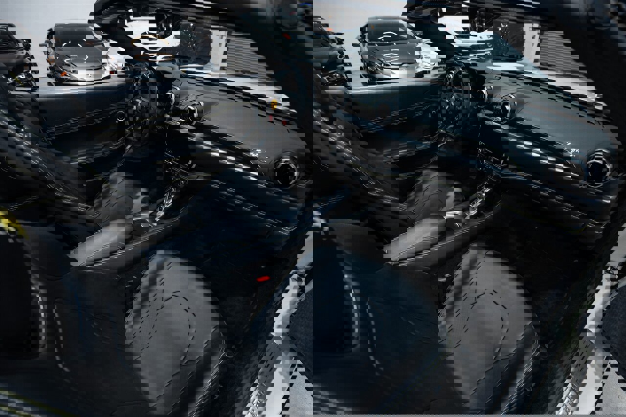 Used 2019 Ferrari Portofino image 33