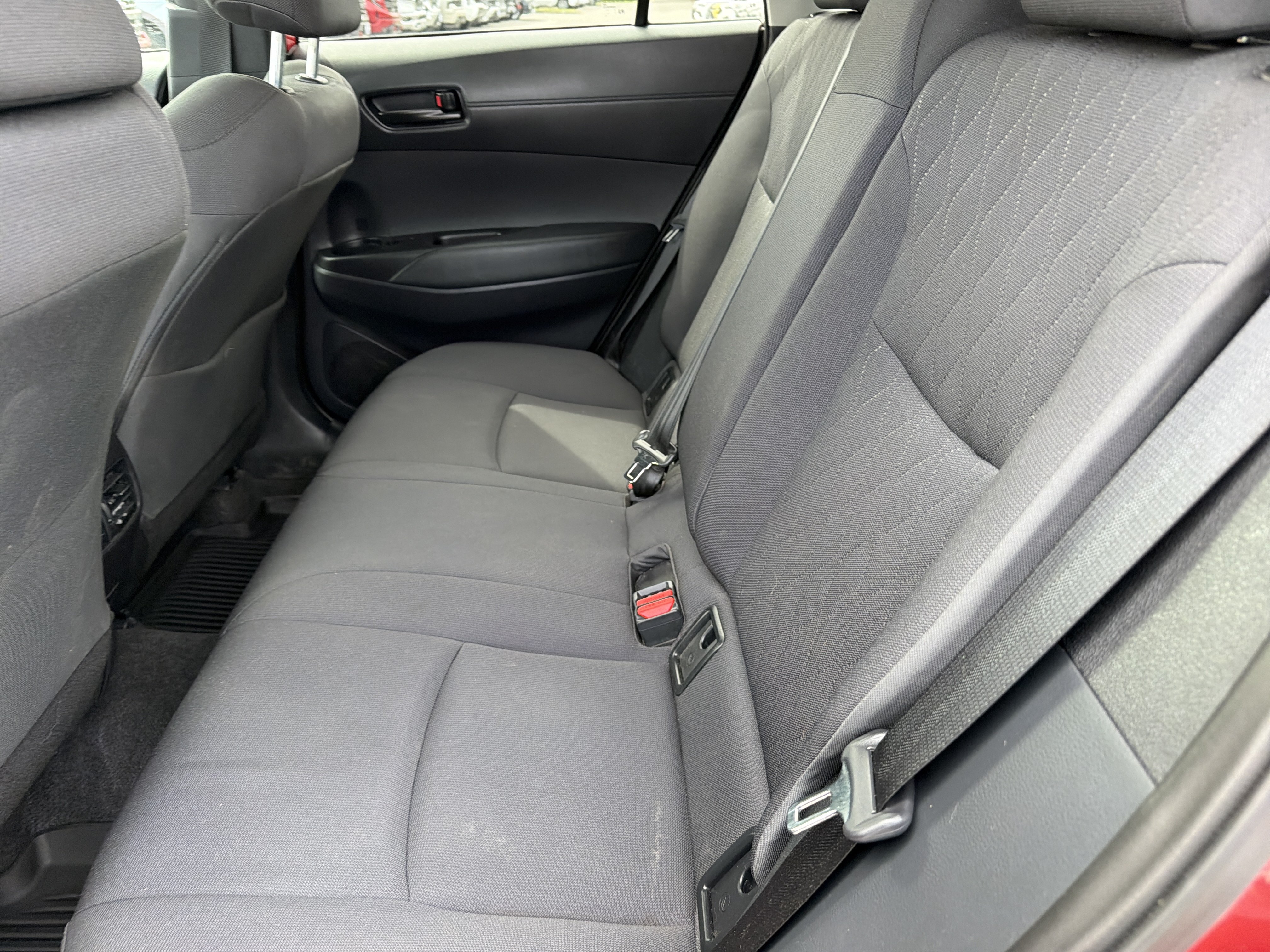 Used 2025 Toyota Corolla Cross LE w/ Moonroof Package AWD/4WD image 13