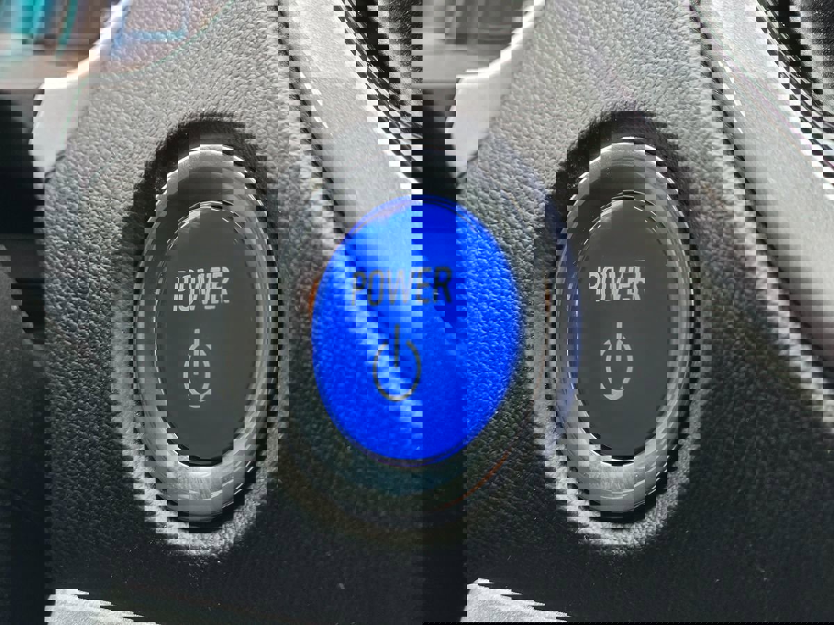 Used 2017 Chevrolet Volt LT w/ Comfort Package image 46