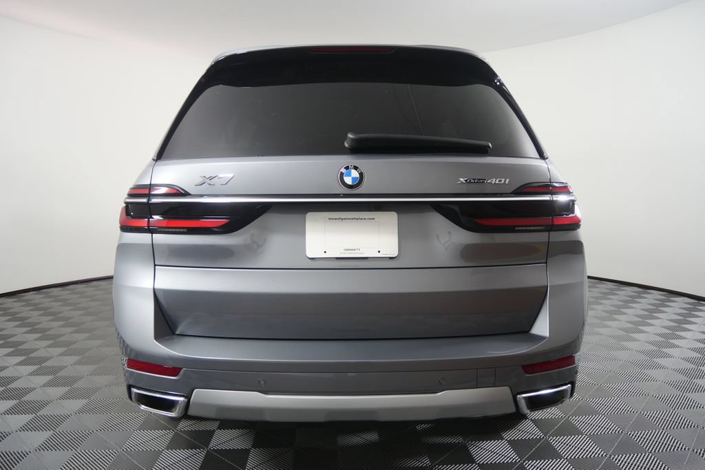 Used 2026 BMW X7 xDrive40i AWD/4WD image 4