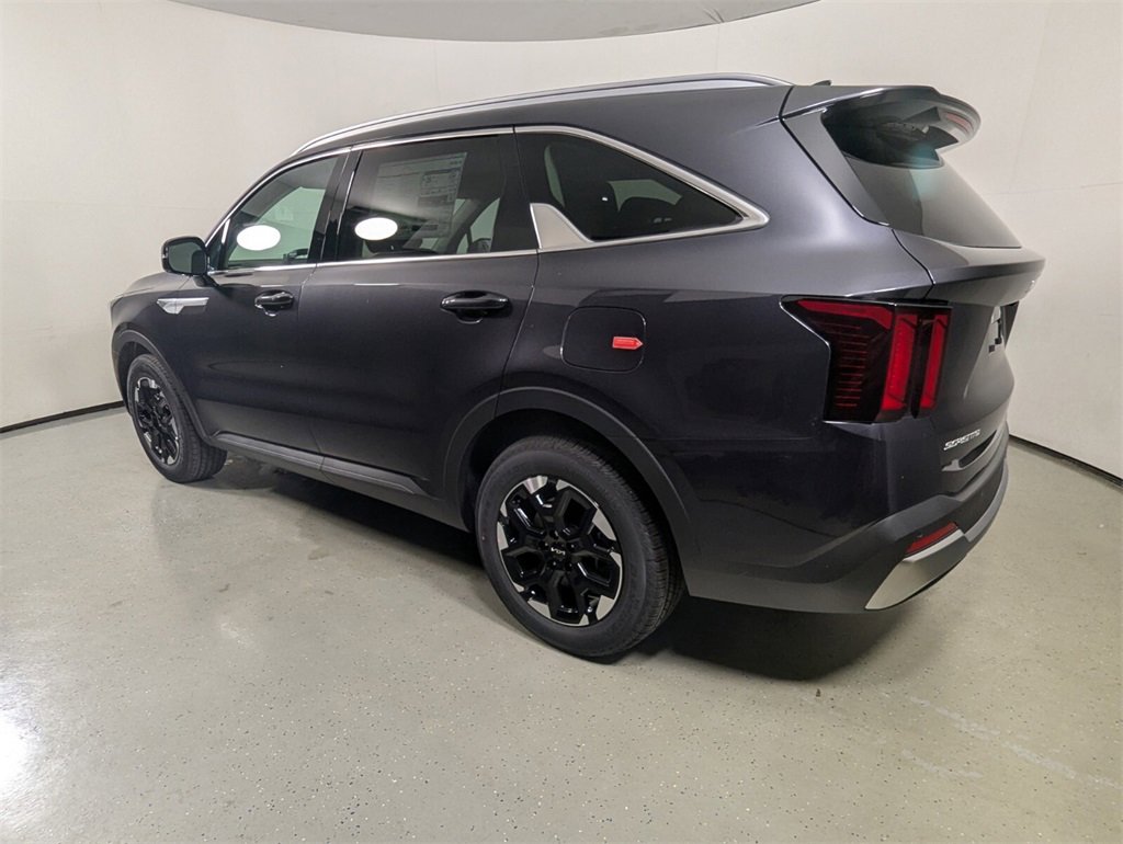 New 2026 Kia Sorento S image 5