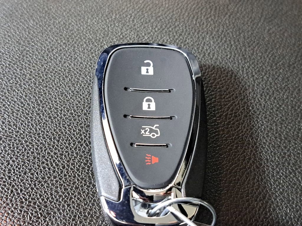 Used 2023 Chevrolet TrailBlazer RS w/ Sun and Liftgate Package image 27