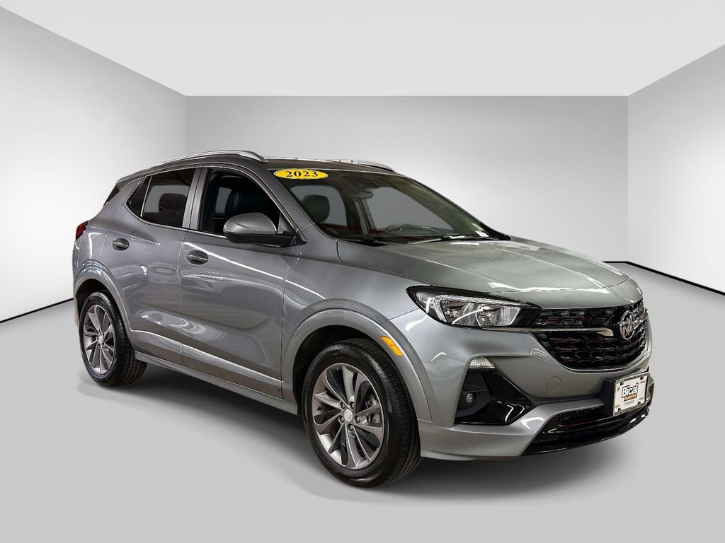 Used 2023 Buick Encore GX Select w/ Sport Touring Package FWD image 7
