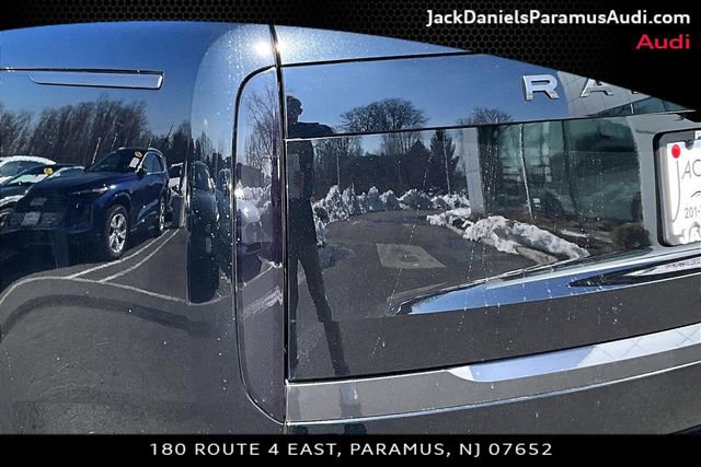 Used 2025 Land Rover Range Rover SE image 22