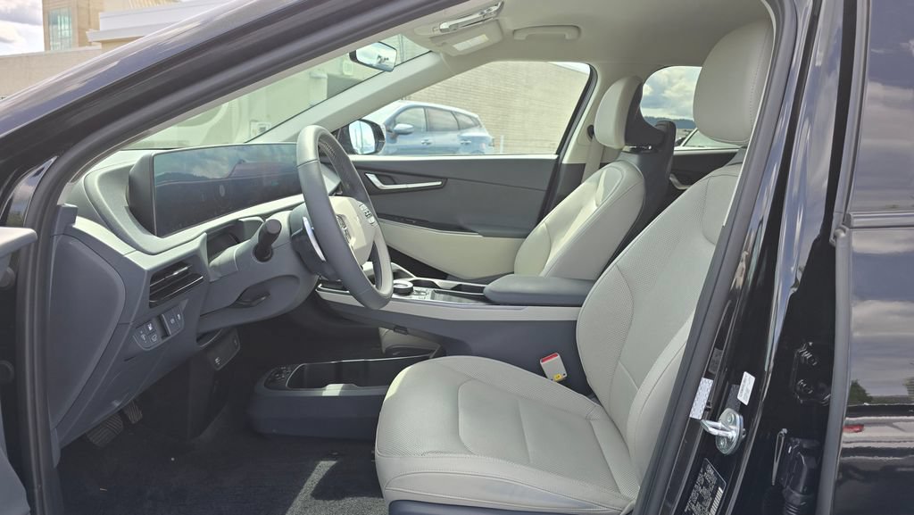 Certified 2024 Kia EV6 Wind AWD/4WD image 20