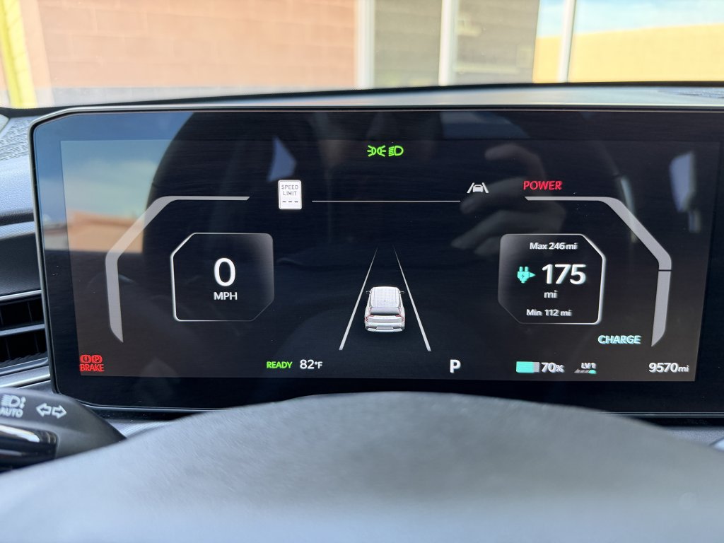 Used 2025 Kia EV9 Wind AWD/4WD image 17