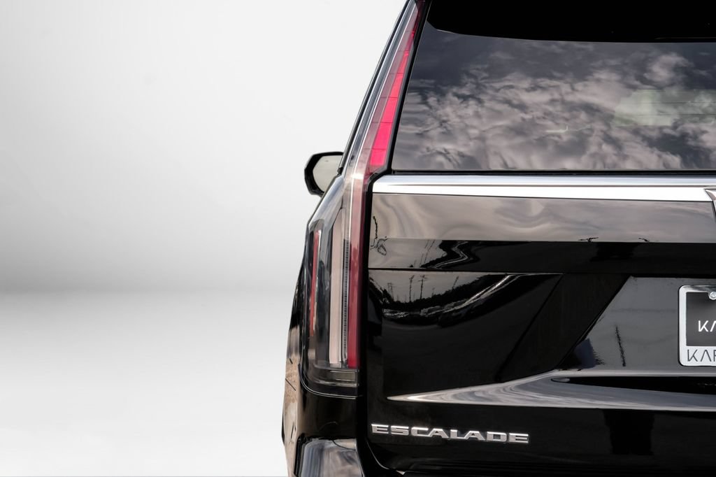 Used 2024 Cadillac Escalade Premium Luxury w/ Performance Package AWD/4WD image 64