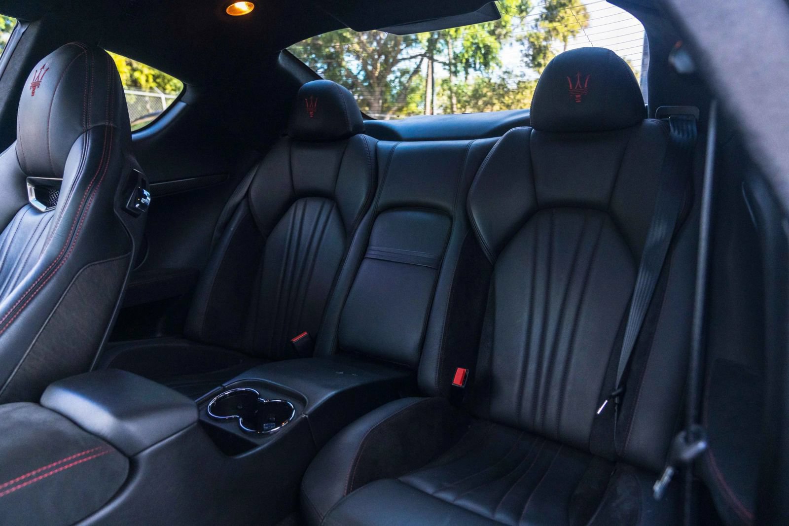 Used 2017 Maserati GranTurismo Sport RWD image 30