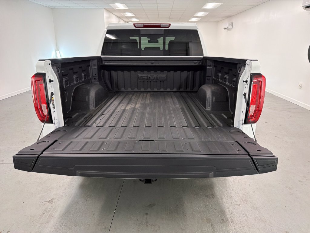 New 2026 GMC Sierra 1500 SLT w/ SLT Premium Plus Package AWD/4WD image 11