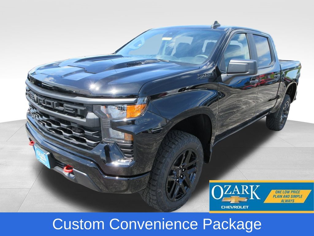 New 2026 Chevrolet Silverado 1500 Custom Trail Boss w/ LPO, Dark Essentials Package