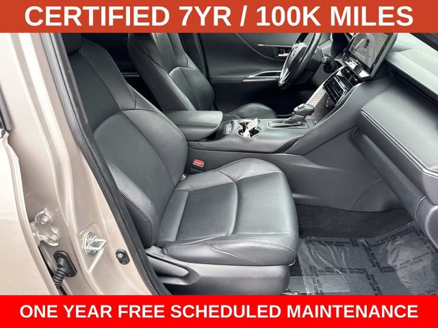 Used 2024 Toyota Venza XLE AWD/4WD image 9