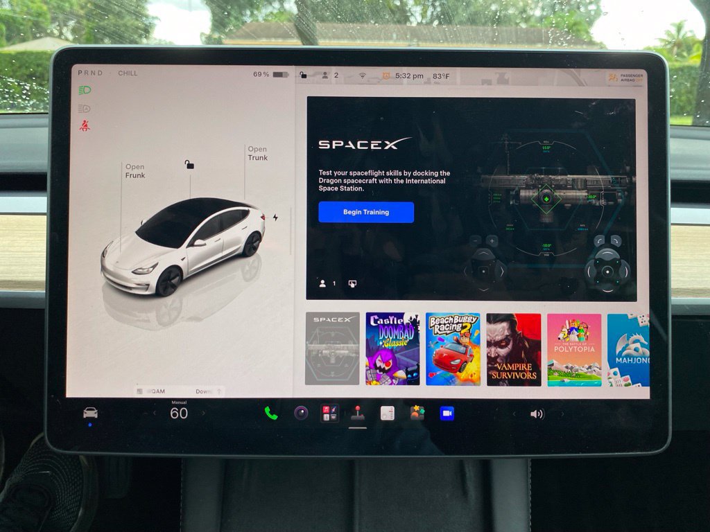Used 2023 Tesla Model 3 Standard Range RWD image 28