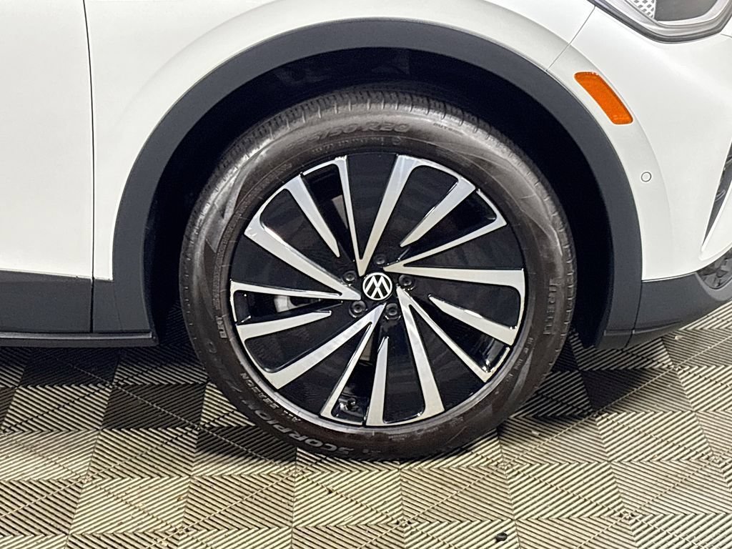 Certified 2023 Volkswagen ID.4 Pro S Plus AWD/4WD image 25
