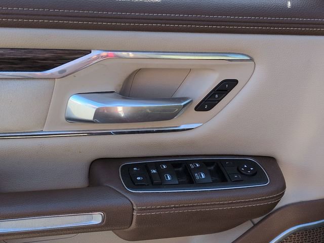 Used 2019 RAM 1500 Laramie AWD/4WD image 13