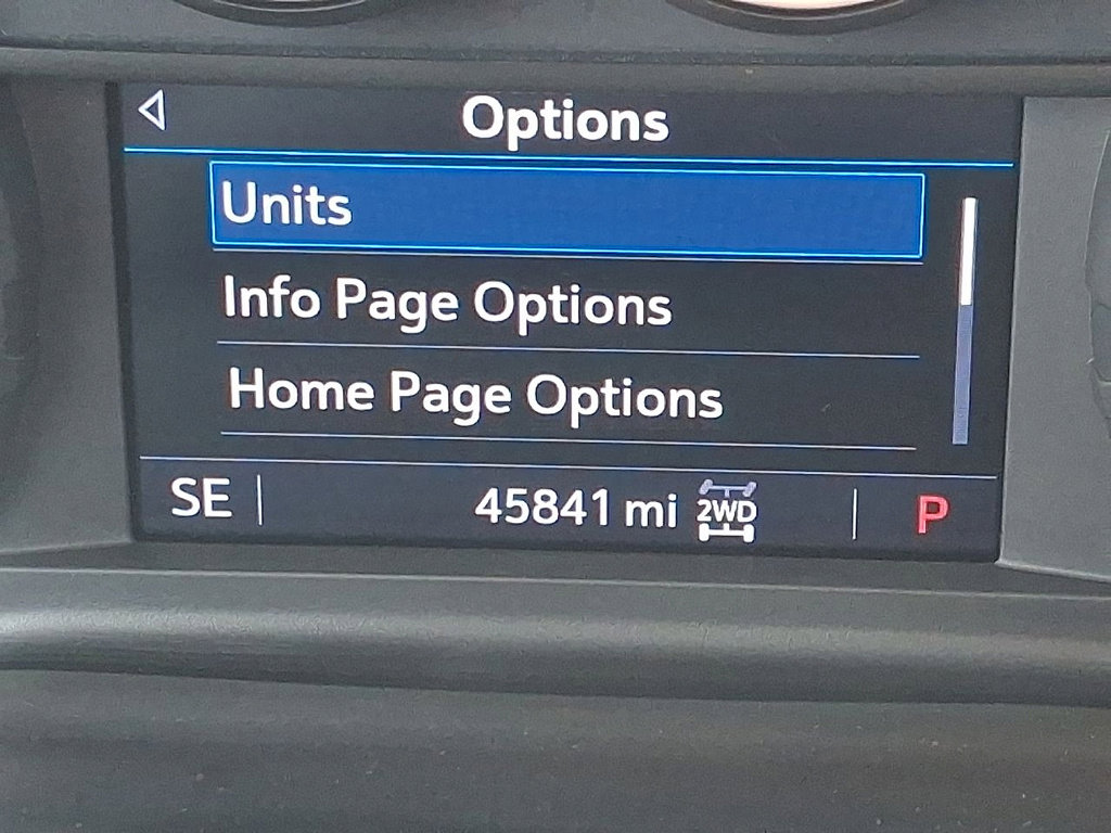 Used 2022 Chevrolet Silverado 1500 LT Trail Boss w/ Bed Protection Package image 13