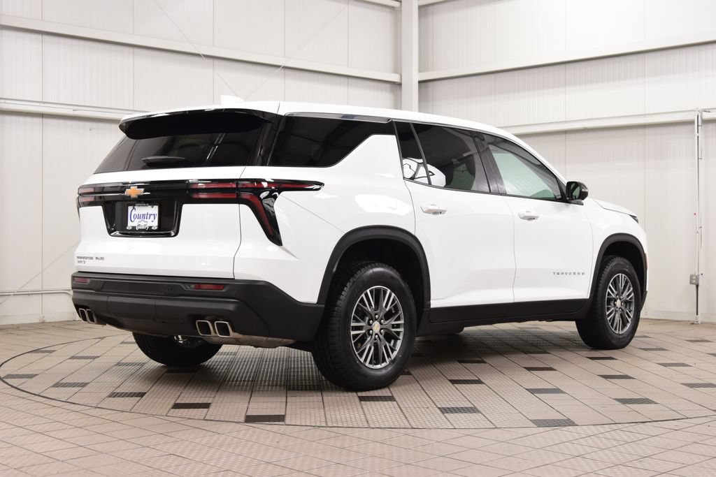 Used 2024 Chevrolet Traverse LS w/ LPO, Floor Liner Package AWD/4WD image 8