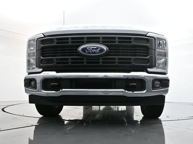 New 2026 Ford F350 XL w/ XL Chrome Package image 27
