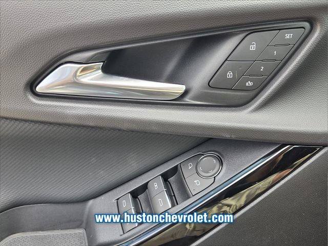 New 2027 Chevrolet Equinox RS w/ Convenience Package III FWD image 22