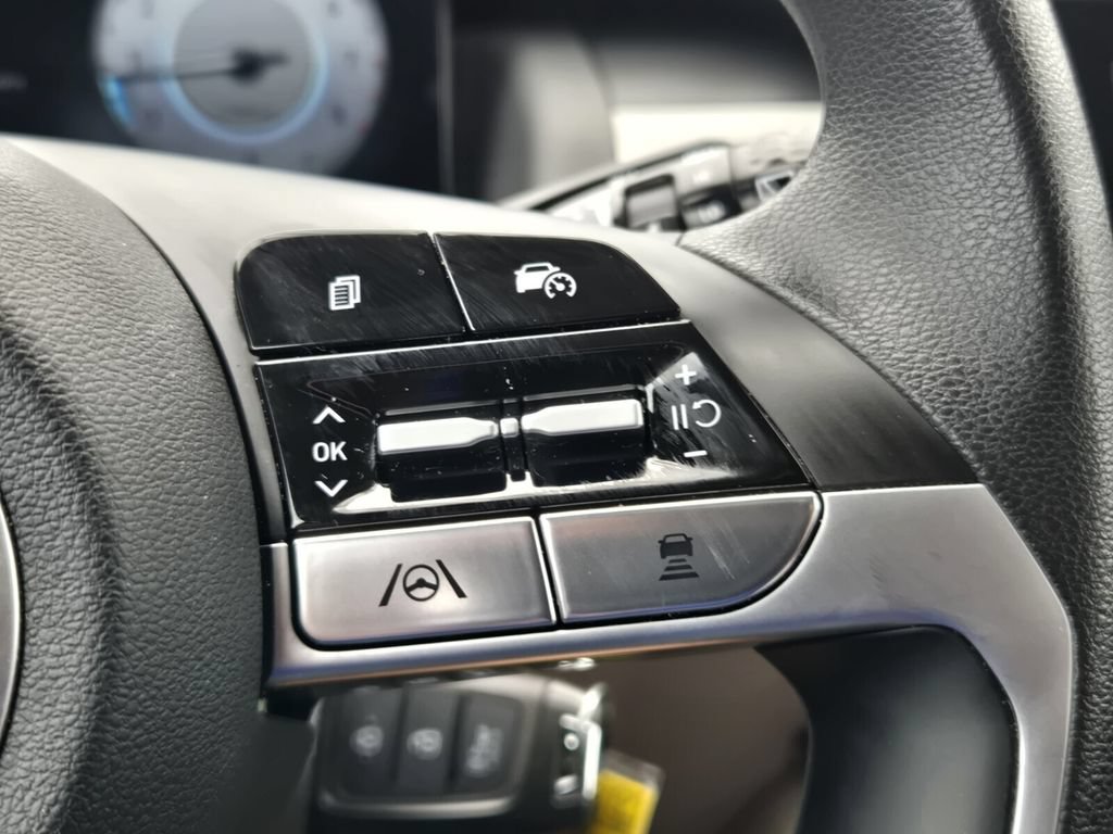 Certified 2024 Hyundai Tucson SE FWD image 22