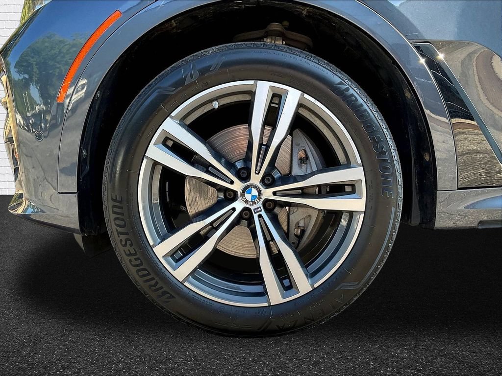 Used 2019 BMW X7 xDrive50i w/ M Sport Package AWD/4WD image 26