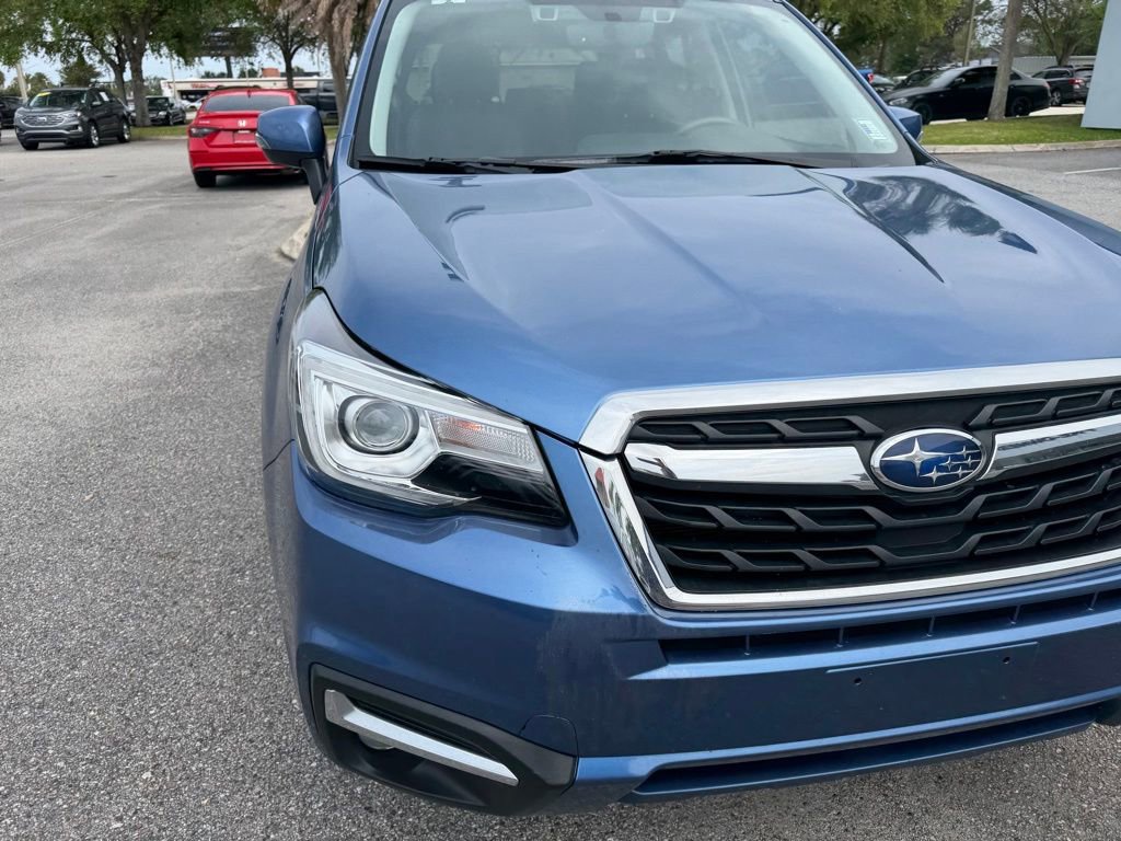 Used 2017 Subaru Forester 2.5i Touring AWD/4WD image 14