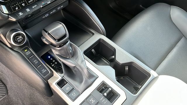 Used 2024 Toyota Land Cruiser image 14