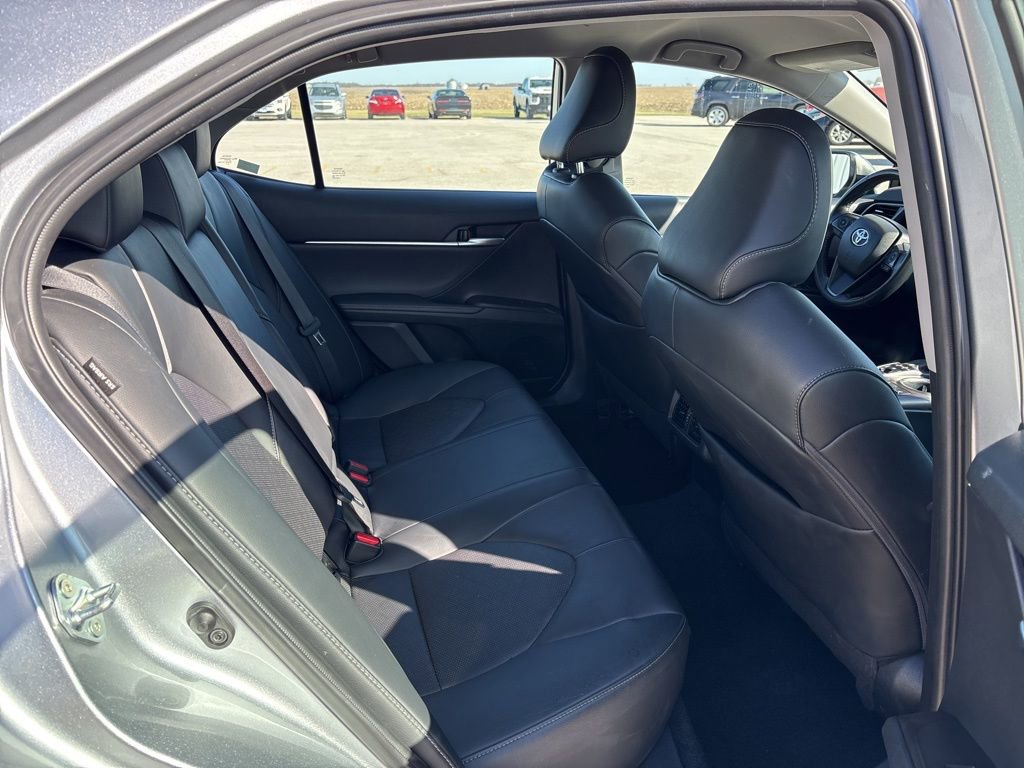 Used 2023 Toyota Camry XSE image 13
