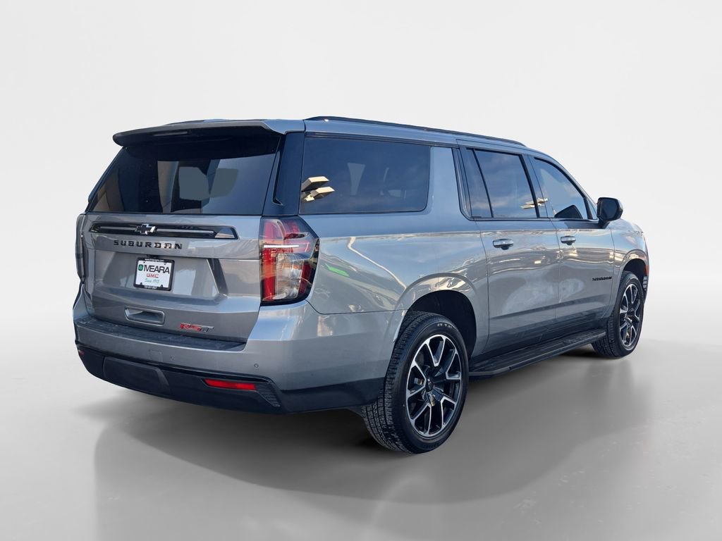 Used 2023 Chevrolet Suburban RST image 5