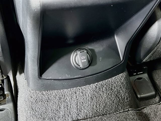 Used 2025 Kia Sorento LX FWD image 31