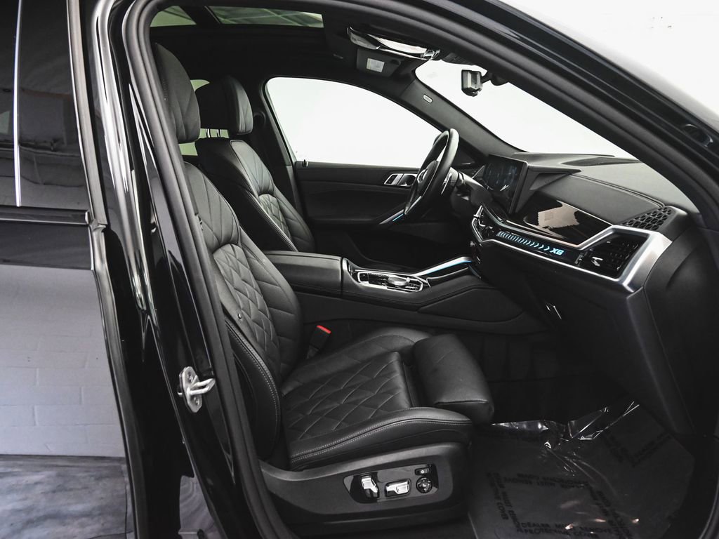 Used 2025 BMW X6 xDrive40i AWD/4WD image 41
