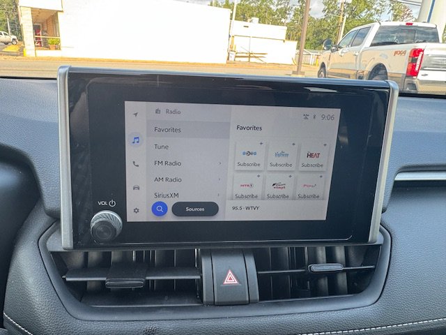 Used 2024 Toyota RAV4 XLE image 16