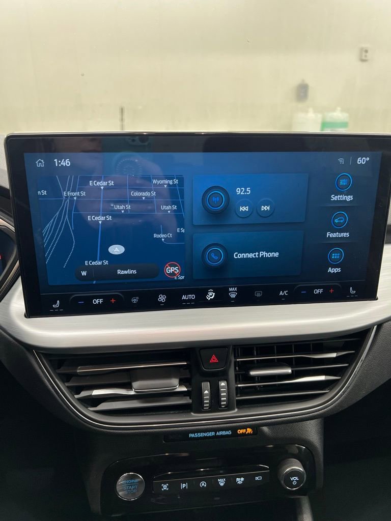 Used 2024 Ford Escape Platinum image 18