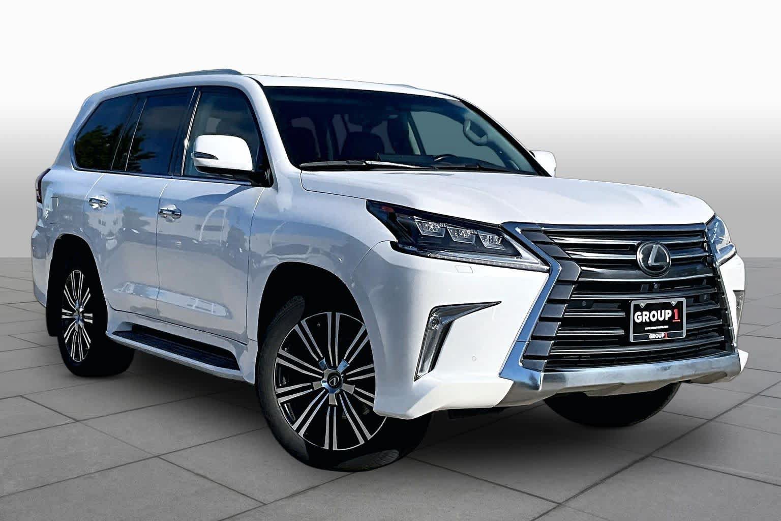 Used 2021 Lexus LX 570 4WD w/ Luxury Package image 3